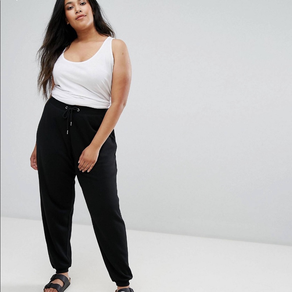 Pull on sweatpants